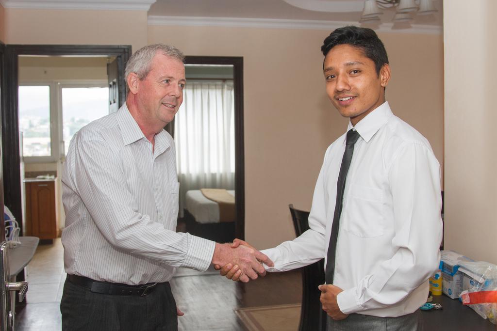 Retreat Serviced Apartment Kathmandu Bagian luar foto