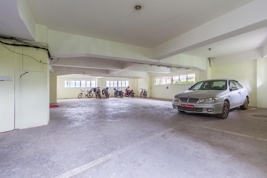 Retreat Serviced Apartment Kathmandu Bagian luar foto
