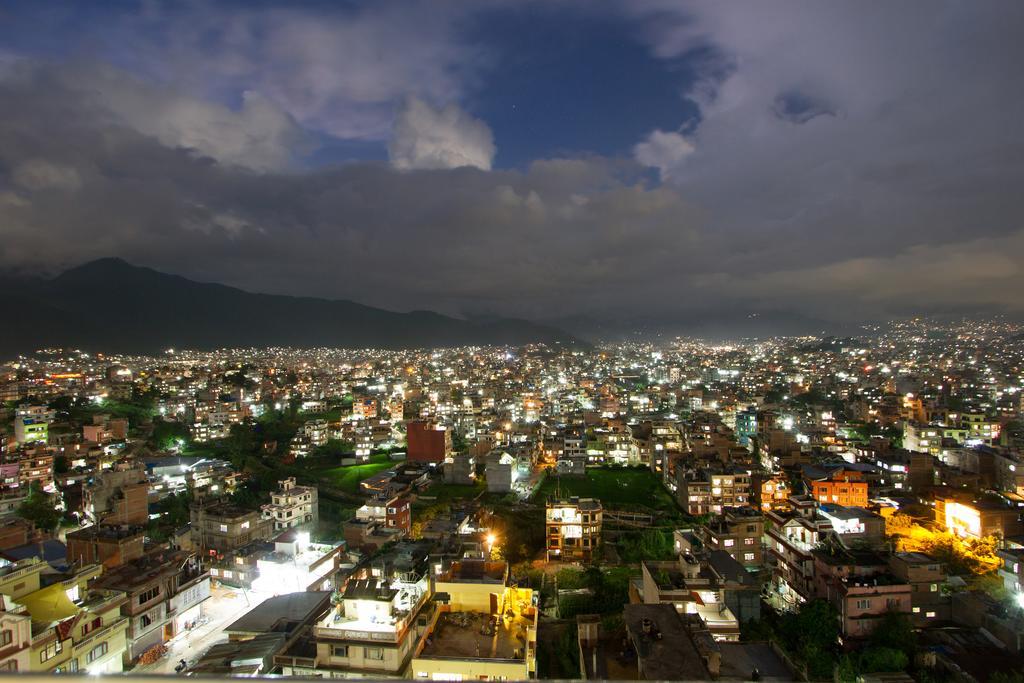 Retreat Serviced Apartment Kathmandu Bagian luar foto