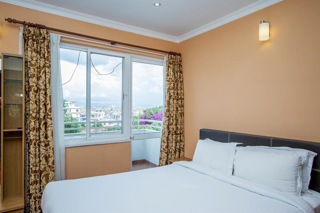 Retreat Serviced Apartment Kathmandu Bagian luar foto