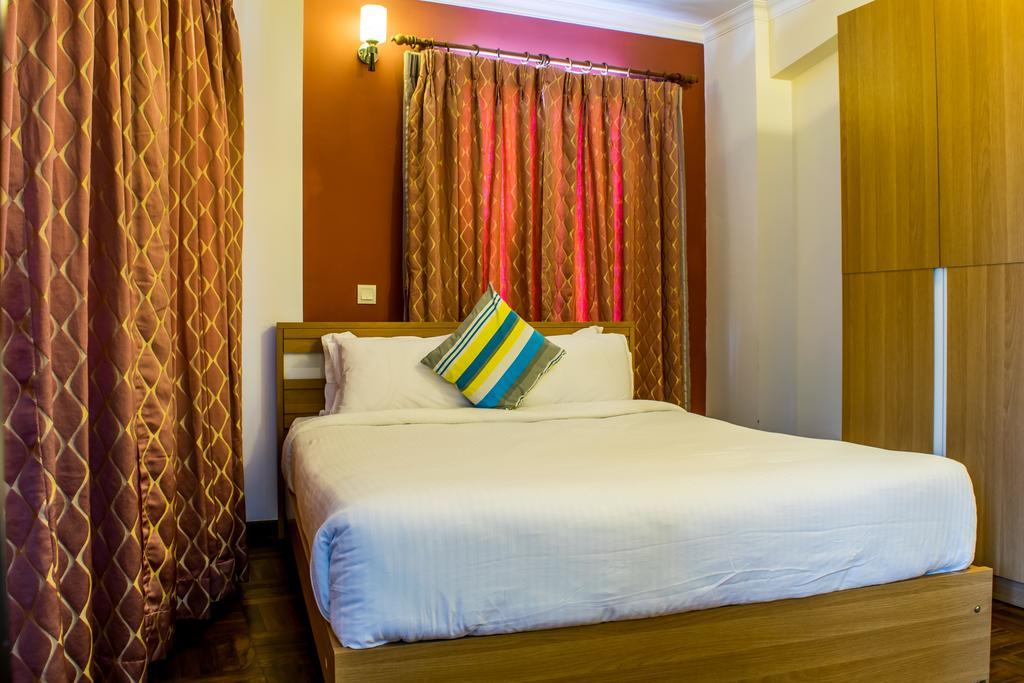 Retreat Serviced Apartment Kathmandu Bagian luar foto