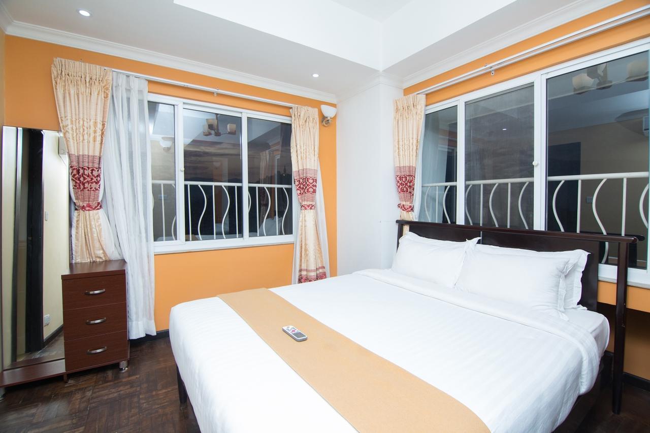 Retreat Serviced Apartment Kathmandu Bagian luar foto